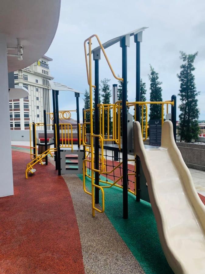 Triple D @ Troika Residence كوتا بْهارو المظهر الخارجي الصورة