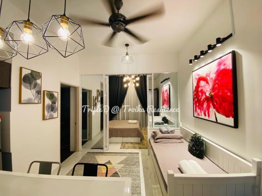 Triple D @ Troika Residence كوتا بْهارو المظهر الخارجي الصورة
