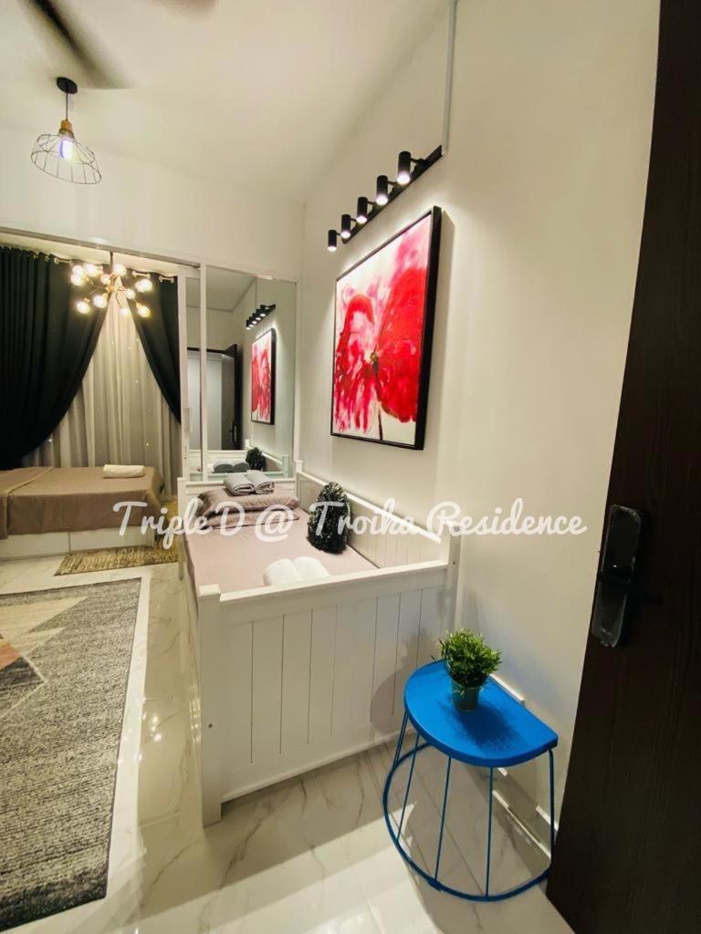 Triple D @ Troika Residence كوتا بْهارو المظهر الخارجي الصورة